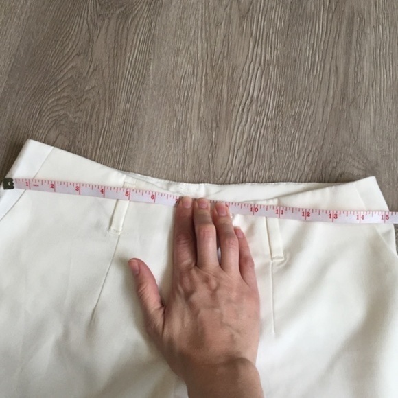 White Front Pleat Straight Leg Pants Cuffed New - Picture 7 of 7